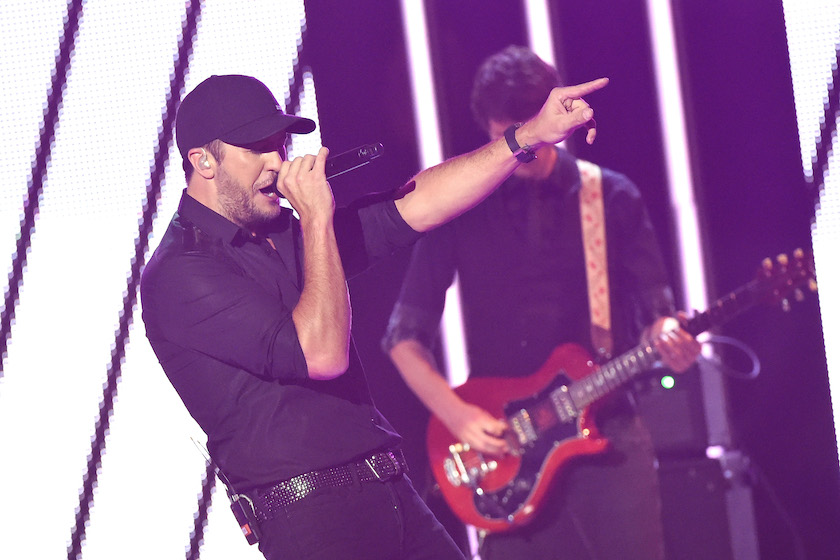 NASHVILLE, TN - DECEMBER 02: Luke Bryan performs onstage during the 2015 "CMT Artists of the Year" at Schermerhorn Symphony Center on December 2, 2015 in Nashville, Tennessee. 