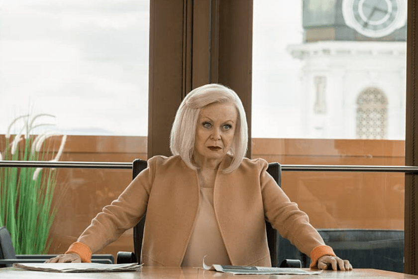Jacki Weaver in The Sting of Wisdom (2022)