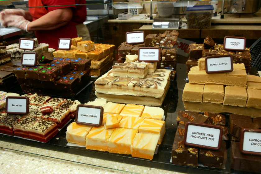 buc-ees fudge
