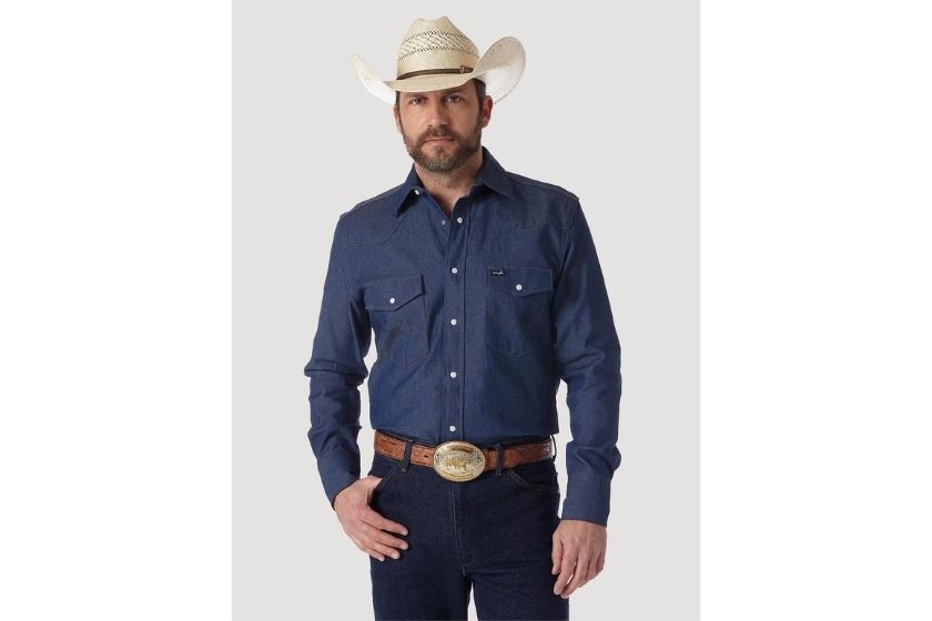 what to wear to a rodeo- cowboy pearl snap