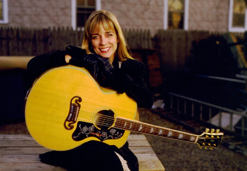 Carlene Carter on 11/17/90 in Chicago, Il. 
