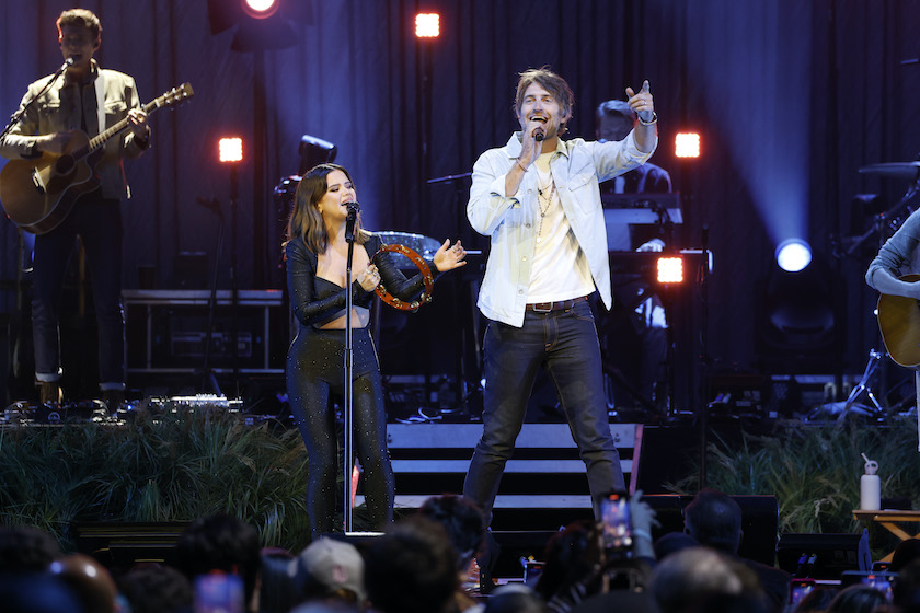 NASHVILLE, TENNESSEE - DECEMBER 02: Maren Morris and Ryan Hurd perform at Bridgestone Arena on December 02, 2022 in Nashville, Tennessee. 