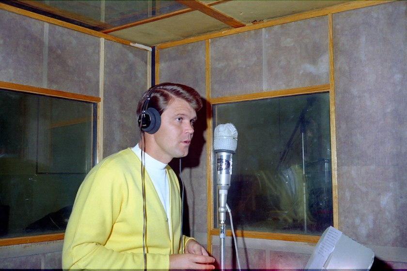 Unspecified photo of Glen Campbell