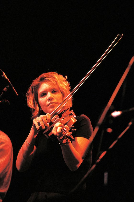 UNITED KINGDOM - JANUARY 01:  Photo of Alison KRAUSS  