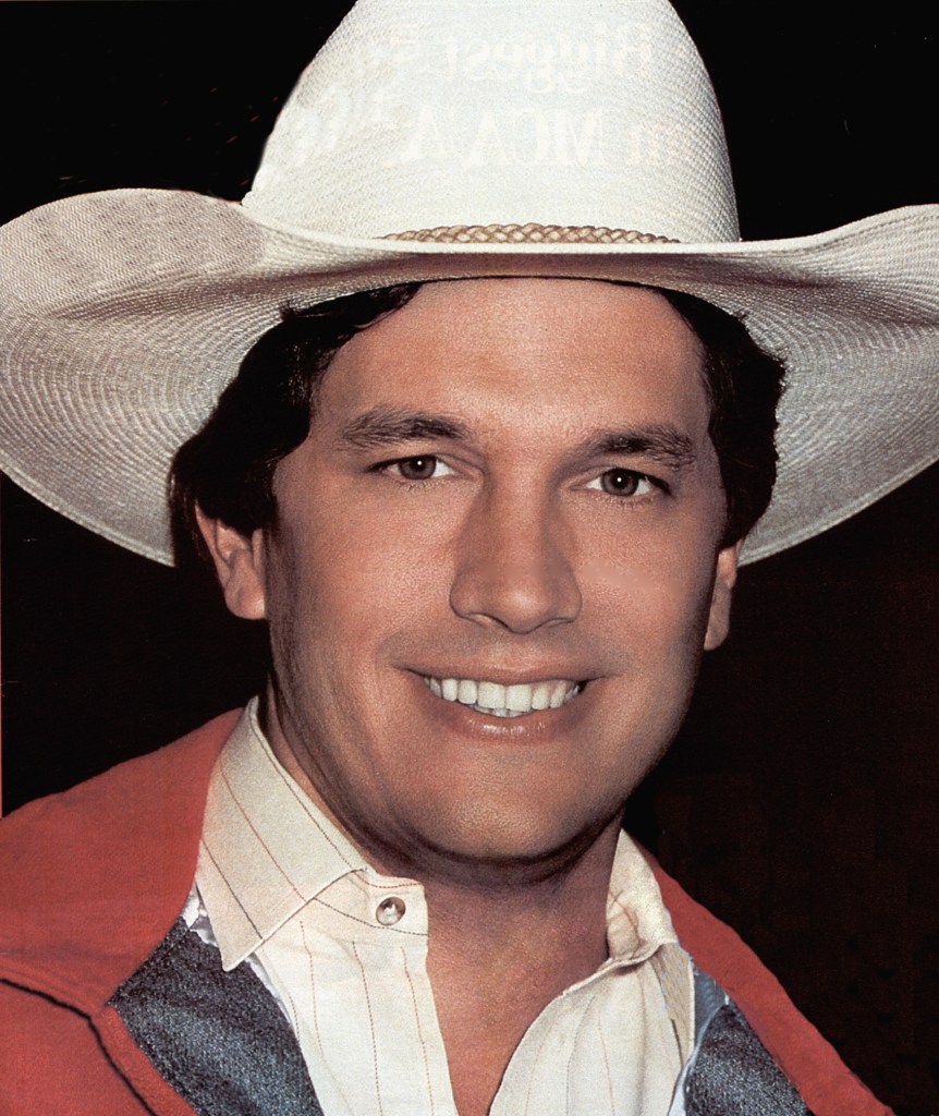 UNSPECIFIED - JANUARY 01: (AUSTRALIA OUT) Photo of George STRAIT