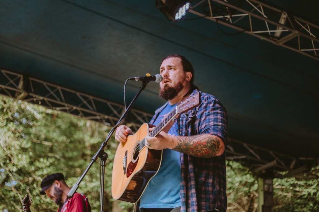Justin Wells at Laurel Cove Fest