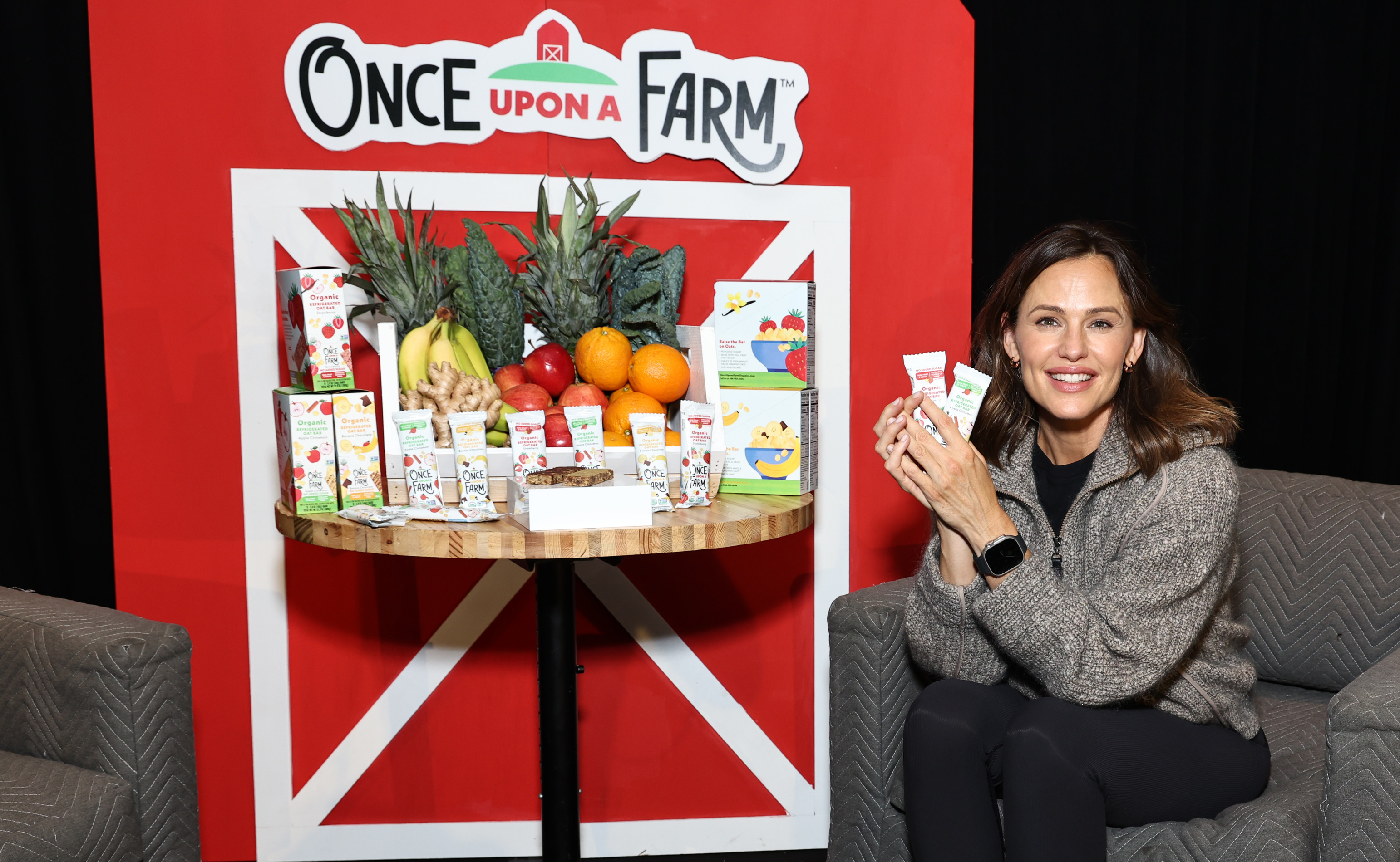 BROOKLYN, NEW YORK - OCTOBER 07: Jennifer Garner, Co-founder and Chief Brand Officer, Once Upon a Farm attends Once Upon A Farm Refrigerated Oat Bar Launch Event at 1 Hotel Brooklyn Bridge on October 07, 2023 in Brooklyn, New York.