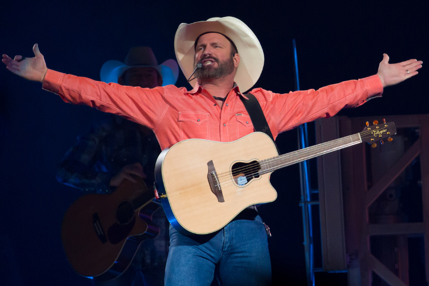 Garth Brooks performs at Sprint Center in Kansas City, Missouri on May 5, 2017