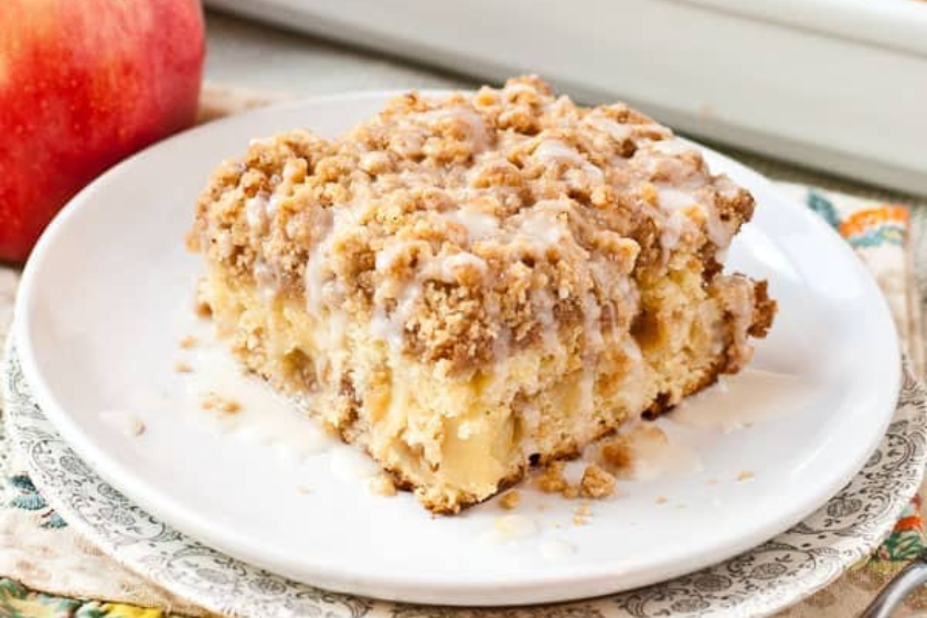 apple crumb coffee cake