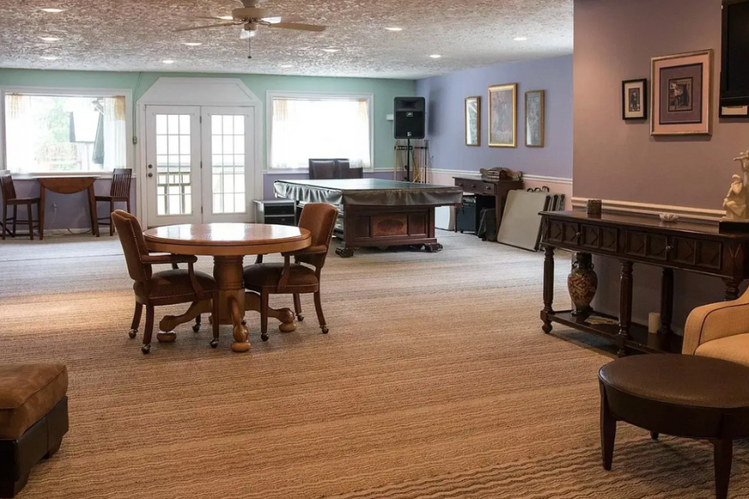 Studio and entertaining space in Dolly Parton's former Nashville home