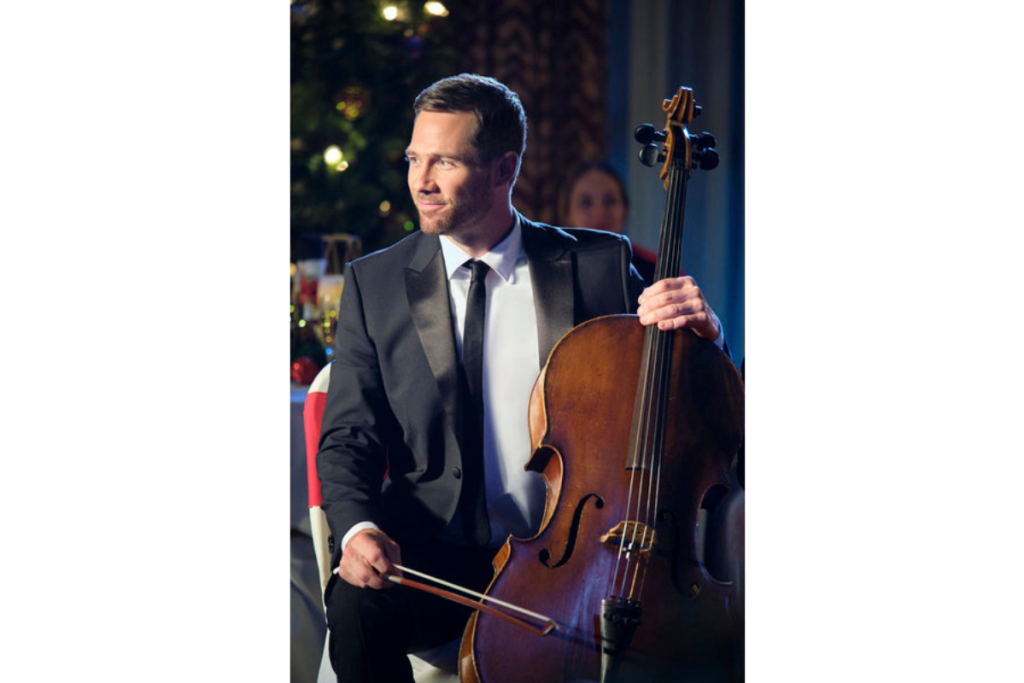 Luke Macfarlane in Hallmark's 'Chateau Christmas.'