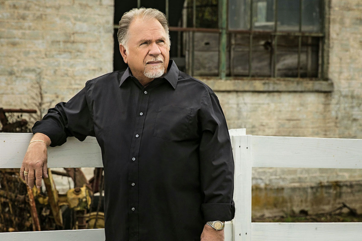 A 2022 press shot of Gene Watson for his album 'Outside the Box.'