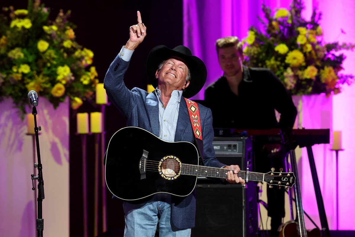 George Strait performs at CMT's Loretta Lynn tribute concert