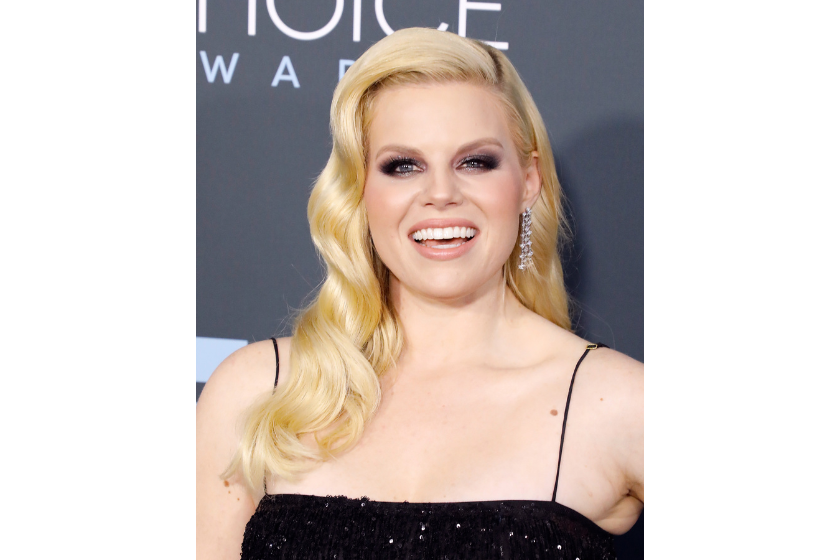 Megan Hilty attends the 25th Annual Critics' Choice Awards at Barker Hangar on January 12, 2020 in Santa Monica, California