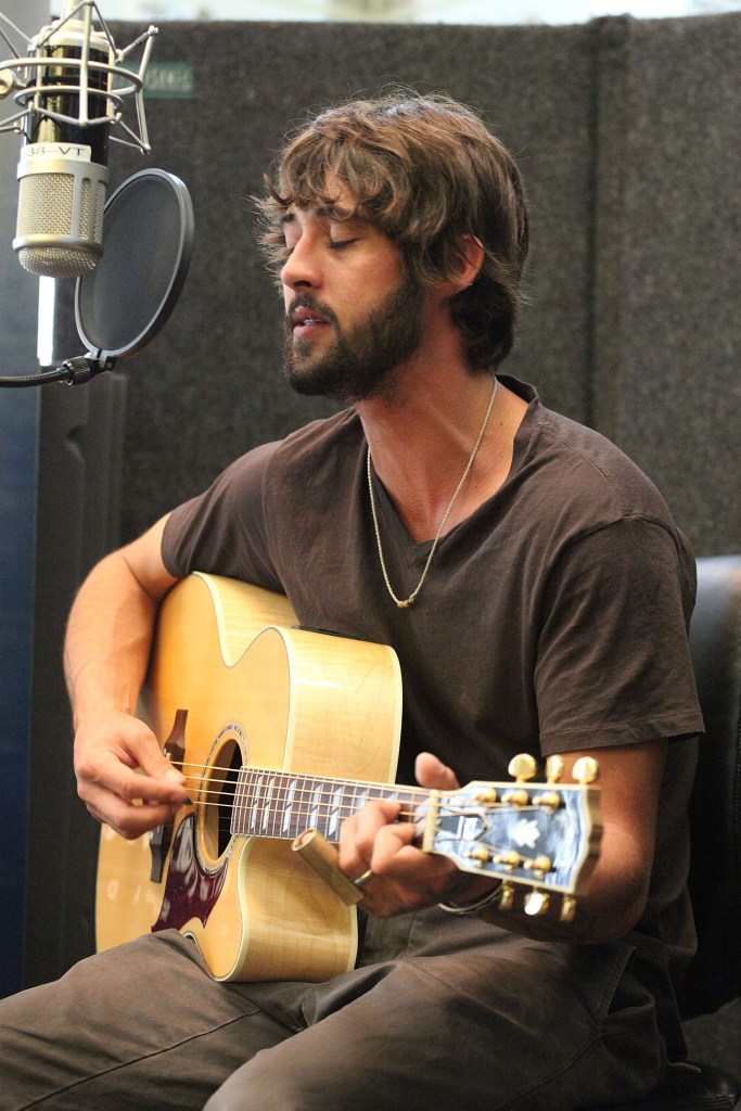 Singer Ryan Bingham visits SIRIUS XM Studio on July 20, 2010 in New York City.  (
