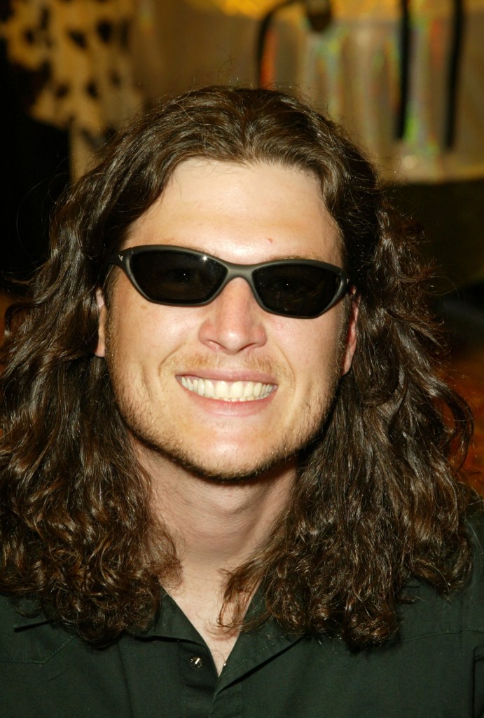 LAS VEGAS - MAY 20: Country and Western singer Blake Shelton at the Academy of Country Music Awards Tempur-Pedic Talent Lodge where the band received gifts as part of the Annual Country Music Awards held at Mandalay Bay Resort and Casino on May 20, 2003 in Las Vegas, Navada.