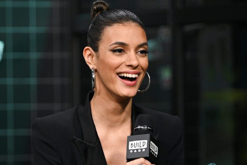 NEW YORK, NEW YORK - FEBRUARY 26: Laysla De Oliveira visits the Build Series to discuss "Locke & Key" at Build Studio on February 26, 2020 in New York City.