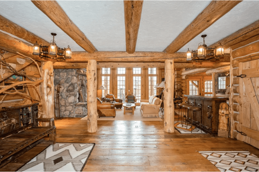 luxury yellowstone ranch