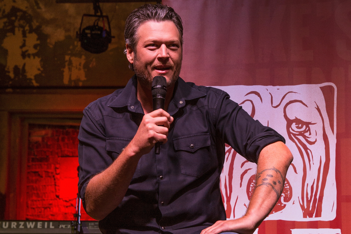 TISHOMINGO, OK - SEPTEMBER 29: Blake Shelton speaks to members of the media during the grand opening of Old Red Tishomingo on September 29, 2017 in Tishomingo, Oklahoma.