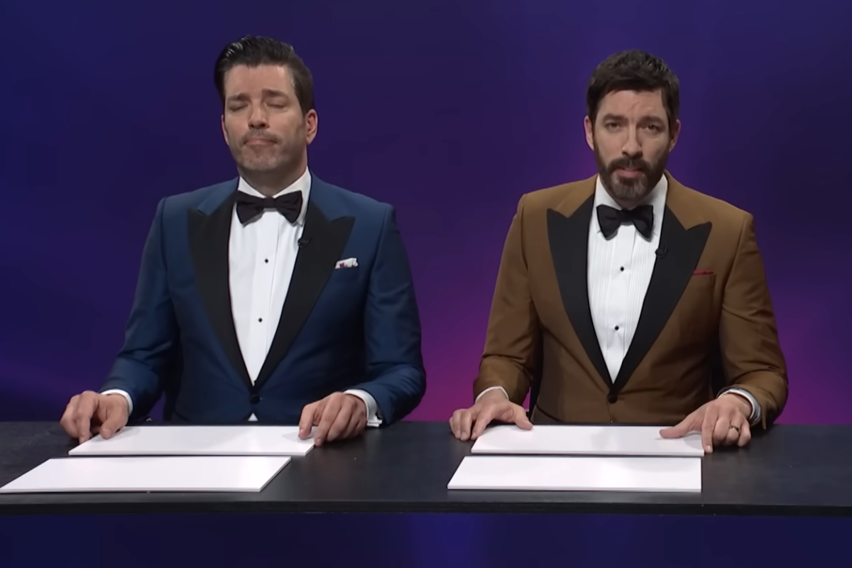 Jonathan and Drew Scott on 'SNL'