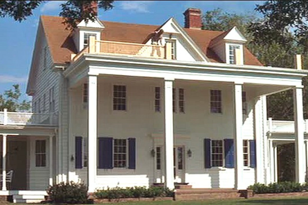 The Notebook House, located in South Carolina