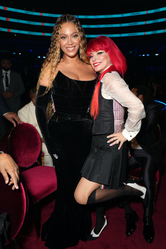 LOS ANGELES, CALIFORNIA - FEBRUARY 05: (L-R) Beyonc&eacute; and Shania Twain attend the 65th GRAMMY Awards at Crypto.com Arena on February 05, 2023 in Los Angeles, California.
