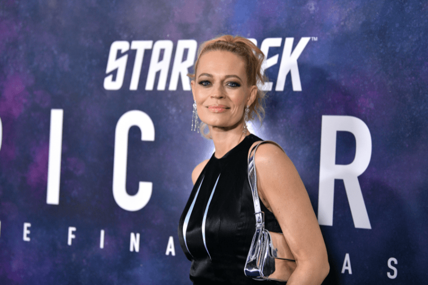 Jeri Ryan attends the