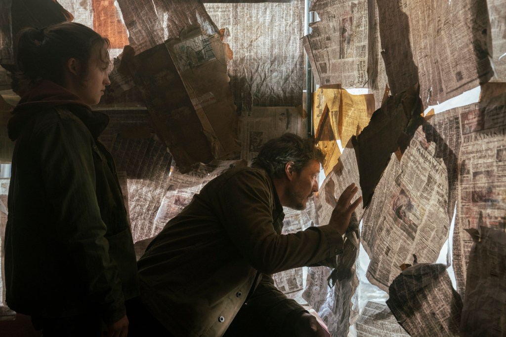 Pedro Pascal and Bella Ramsey in The Last of Us