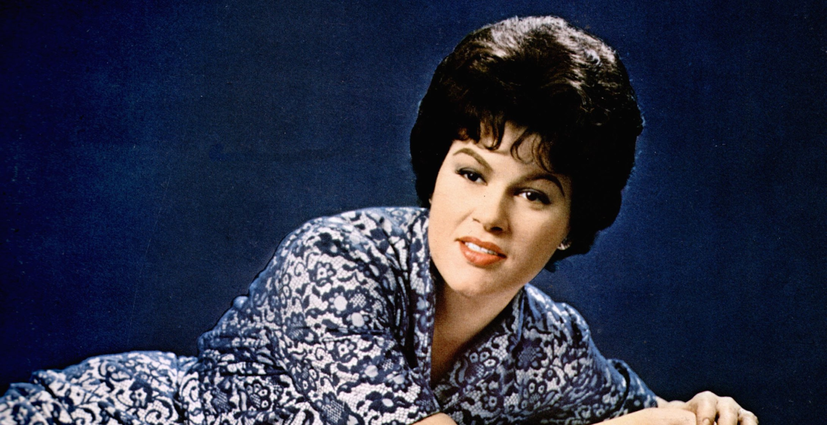 UNSPECIFIED - JANUARY 01: (AUSTRALIA OUT) Photo of Patsy CLINE; Posed portrait