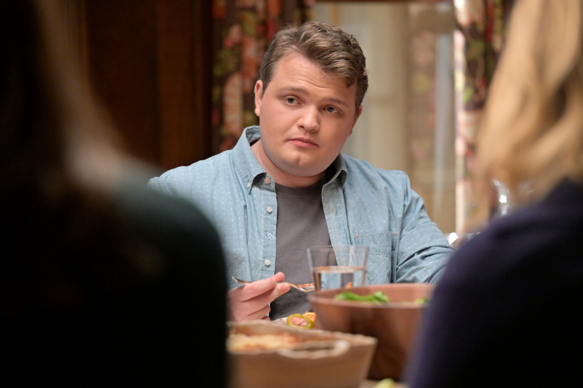 Andrew Terraciano as Sean Reagan