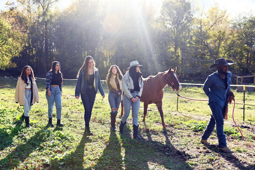 Porschia, Haley R, Sara V, Sarah I, Lily and Ryan on Ryan's farm in Farmer Wants a Wife episode two