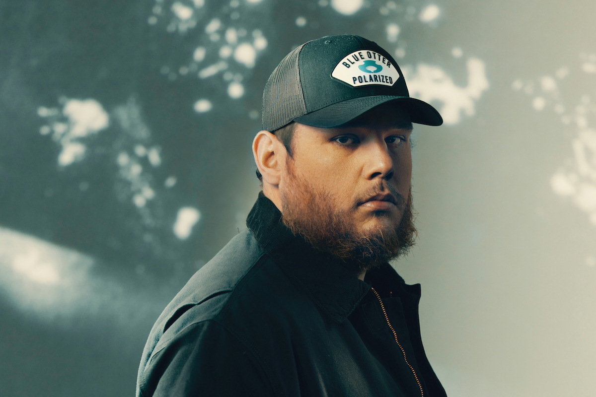 Luke Combs press shot for his 2023 album 'Gettin' Old'