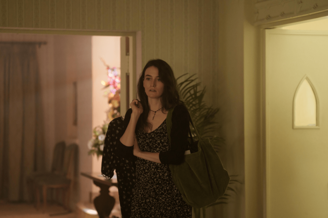 Sarah Pidgeon in 'Tiny Beautiful Things'