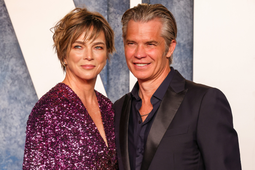 Alexis Knief and Timothy Olyphant attend the 2023 Vanity Fair Oscar Party Hosted By Radhika Jones at Wallis Annenberg Center for the Performing Arts on March 12, 2023 in Beverly Hills, California