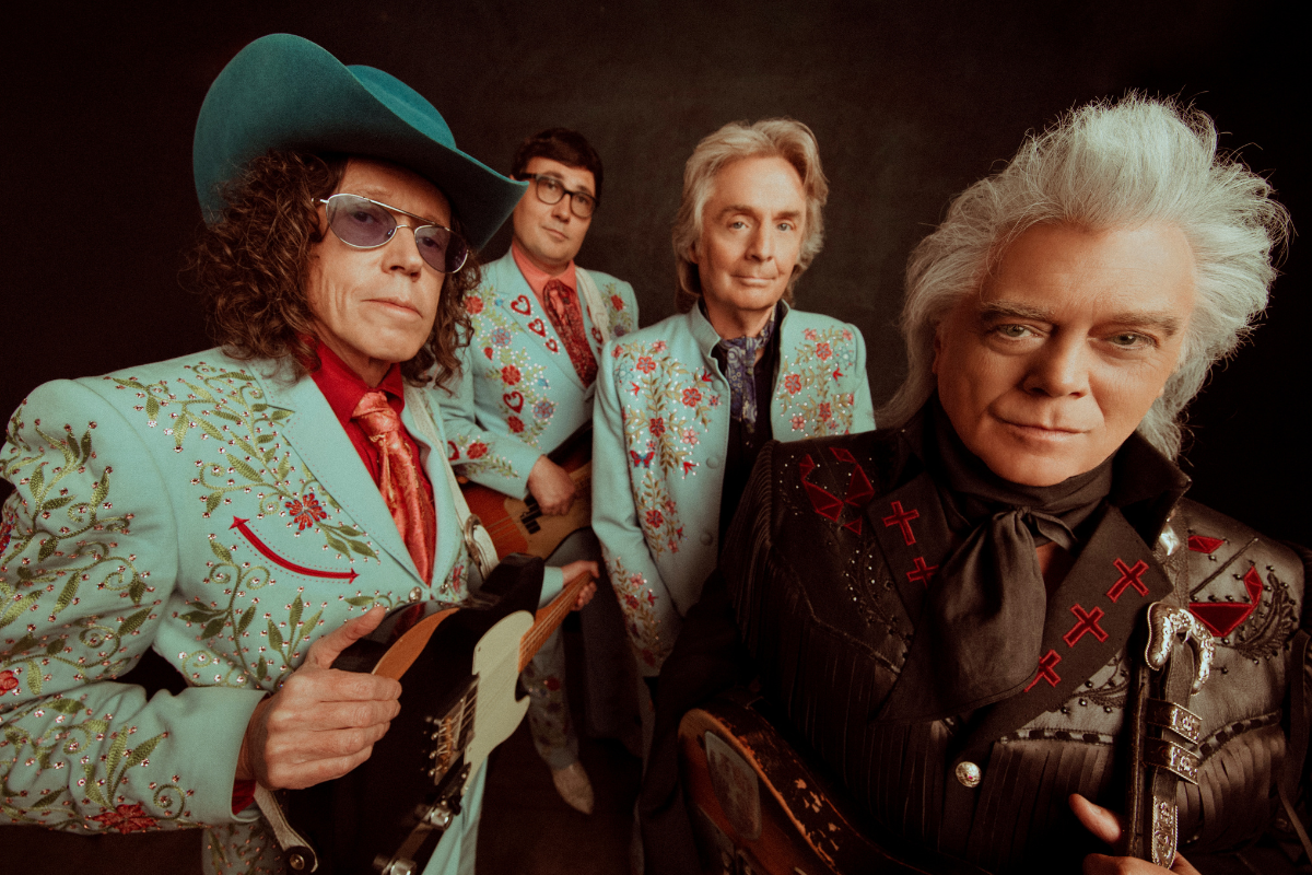 Marty Stuart and The Fabulous Superlatives