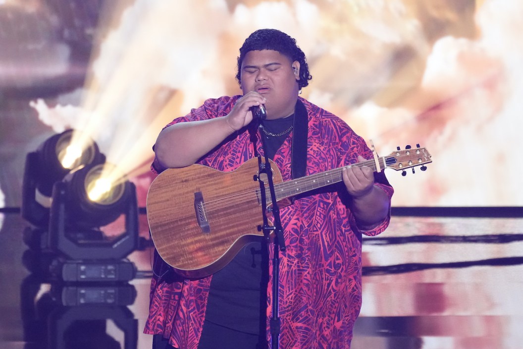 AMERICAN IDOL – “618 (Season Finale)” – The live coast-to-coast, three-hour season finale features special performances from music legends and today’s top artists, with the Top 3 contestants taking the stage for the final time as America decides who will become the next American Idol. SUNDAY, MAY 21 (8:00-11:00 p.m. EDT/5:00-8:00 p.m. PDT), on ABC.