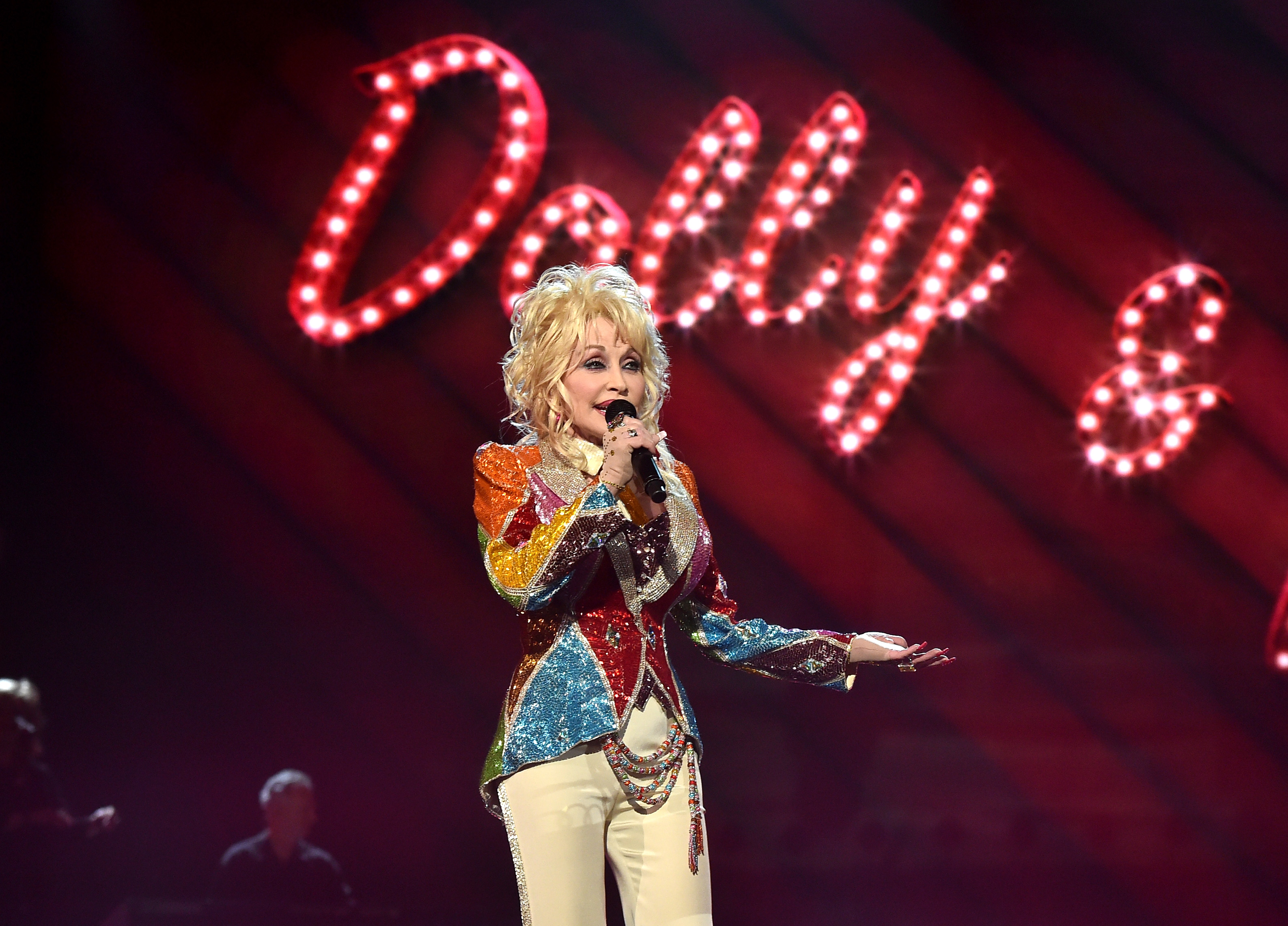 LAS VEGAS, NEVADA - APRIL 03: Recording artist Dolly Parton performs onstage during the 51st Academy of Country Music Awards at MGM Grand Garden Arena on April 3, 2016 in Las Vegas, Nevada. 