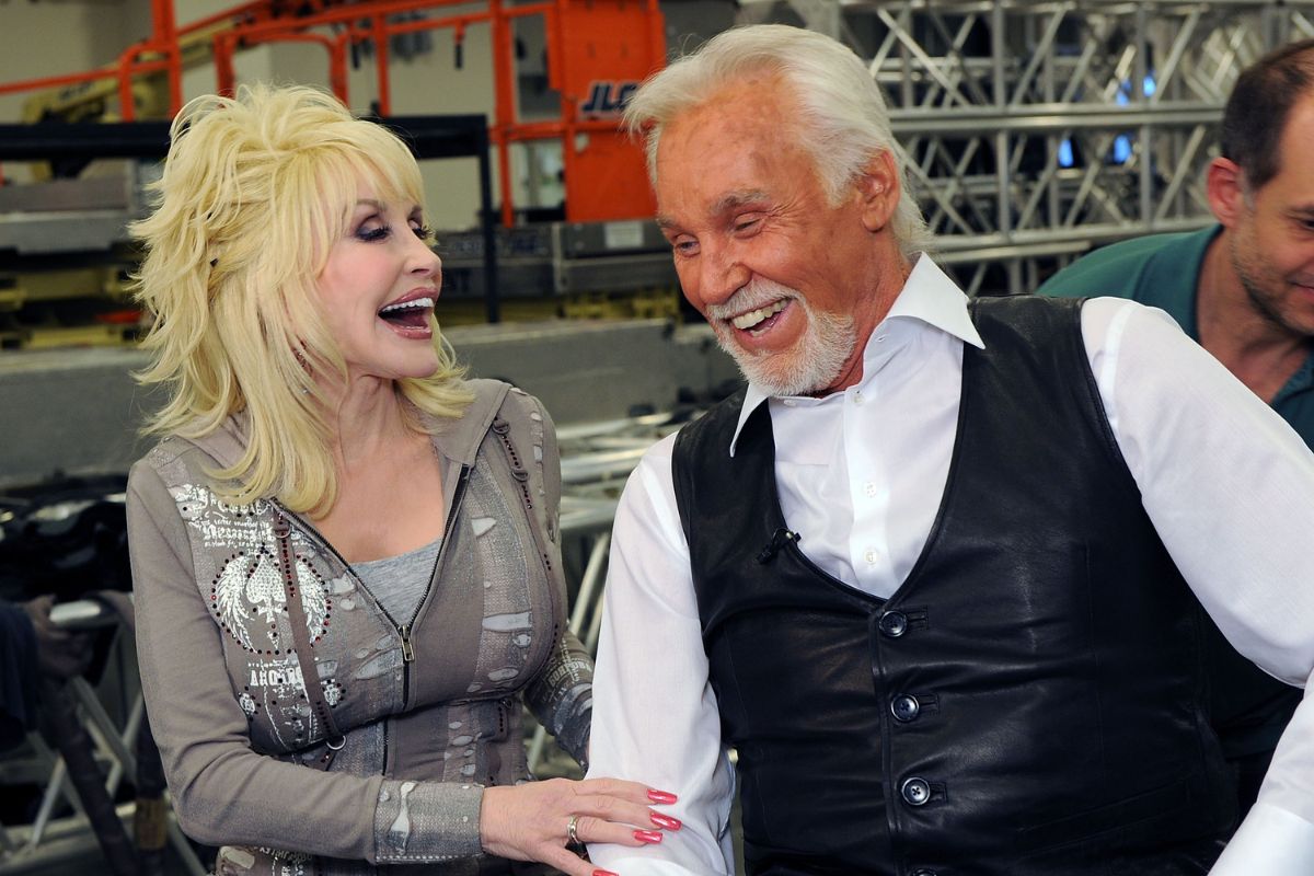 Dolly Parton and Kenny Rogers