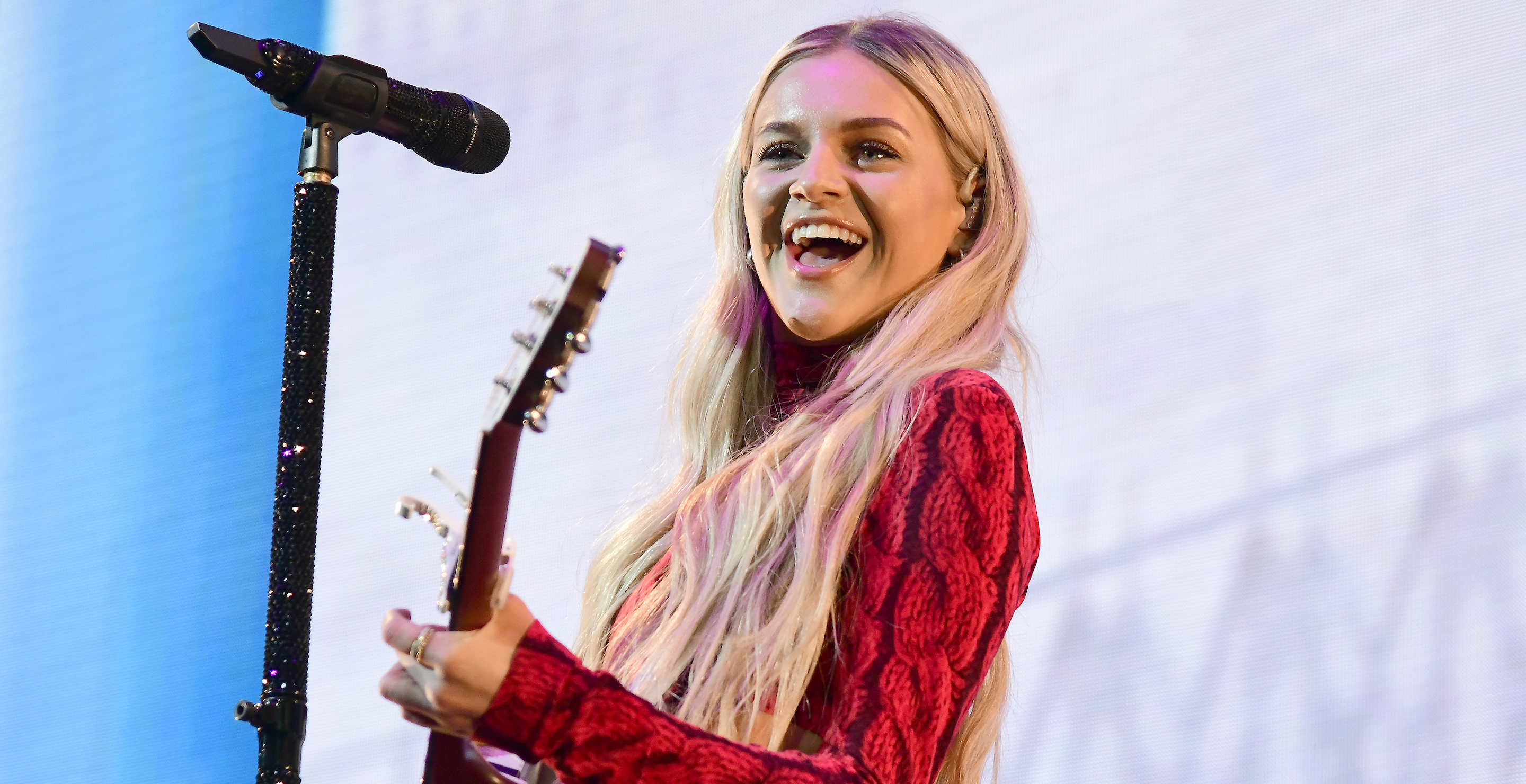 SAN JOSE, CALIFORNIA - DECEMBER 02: Kelsea Ballerini performs during Alice 97.3's Alice in Winterland at SAP Center on December 02, 2022 in San Jose, California.