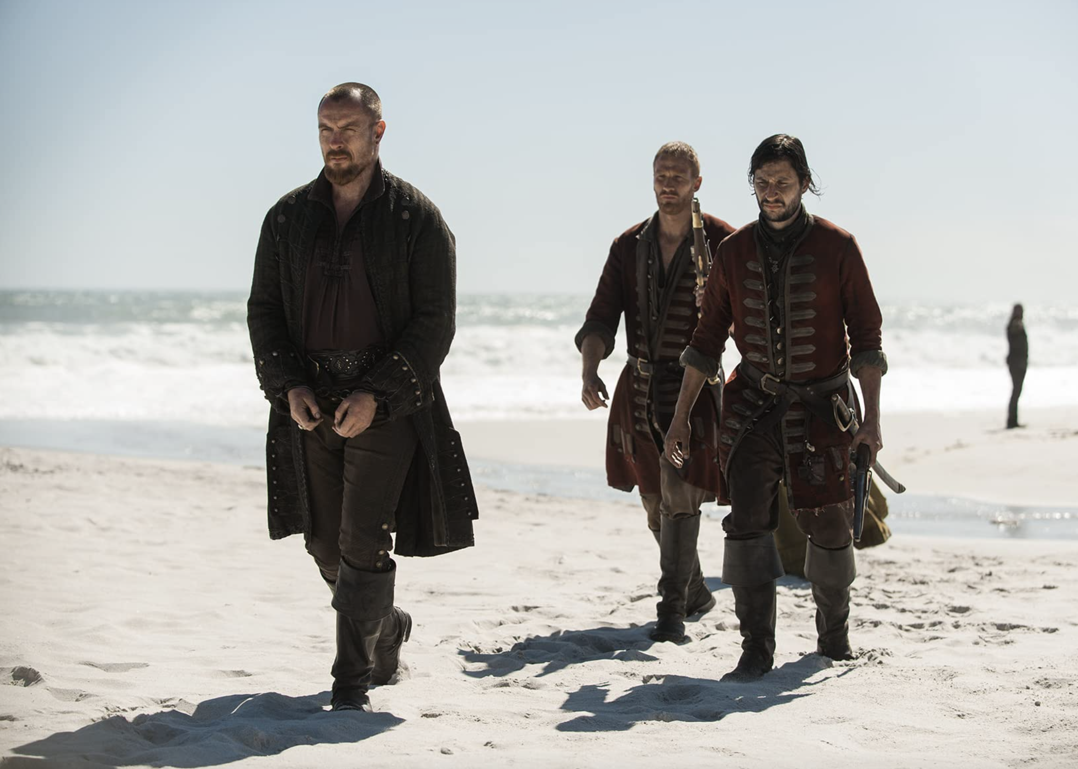 Toby Stephens and Frans Steyn in Black Sails (2014)