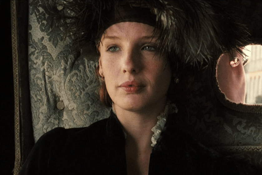 Kelly Reilly in Pride & Prejudice (2005)