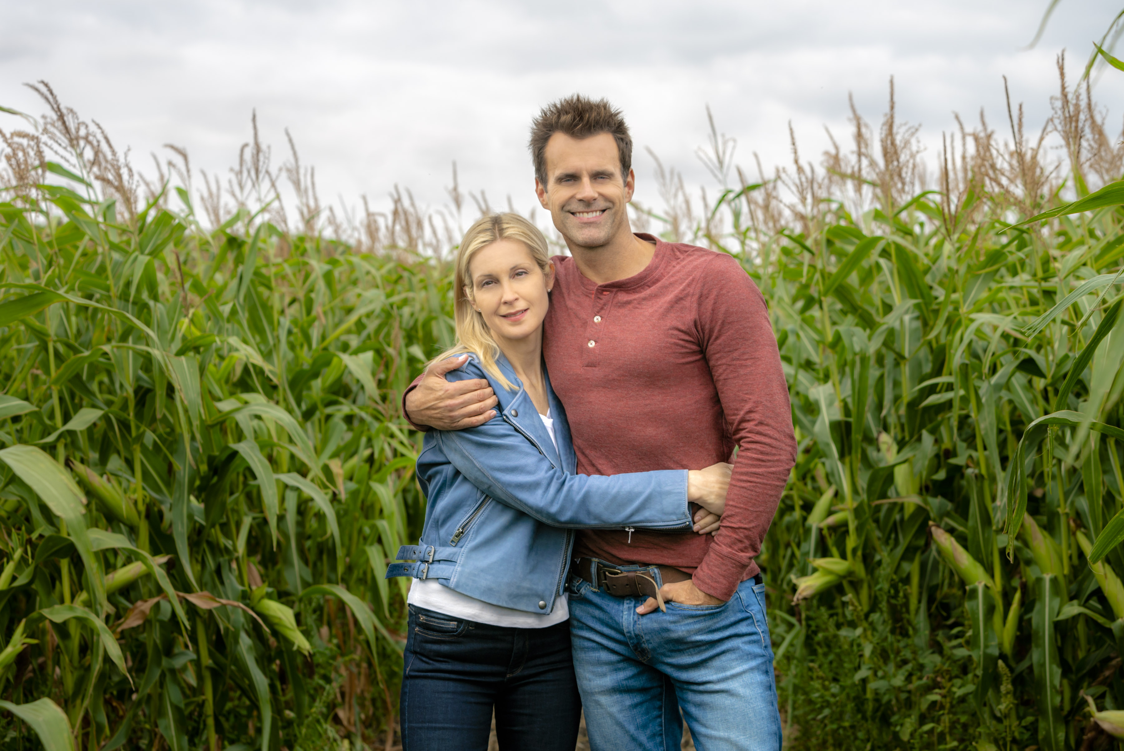 Kelly Rutherford, Cameron Mathison in 'Love of Course'