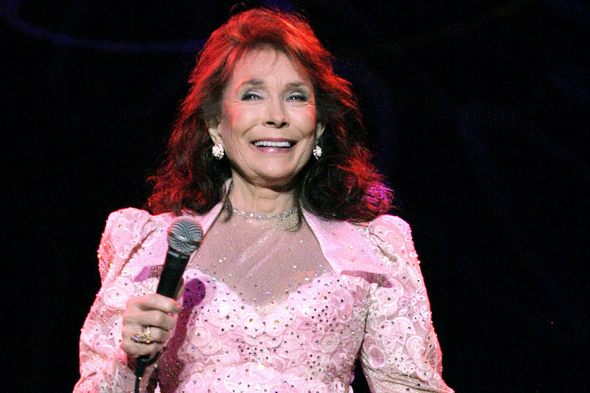 ATLANTIC CITY, NJ - JULY 31: Singer Loretta Lynn performs at Adrian Phillips Ballroom July 31, 2004 in Atlantic City, New Jersey. 