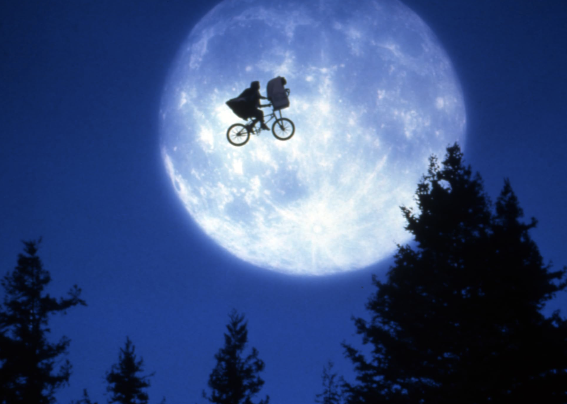 Henry Thomas and Pat Welsh in E.T. the Extra-Terrestrial (1982)