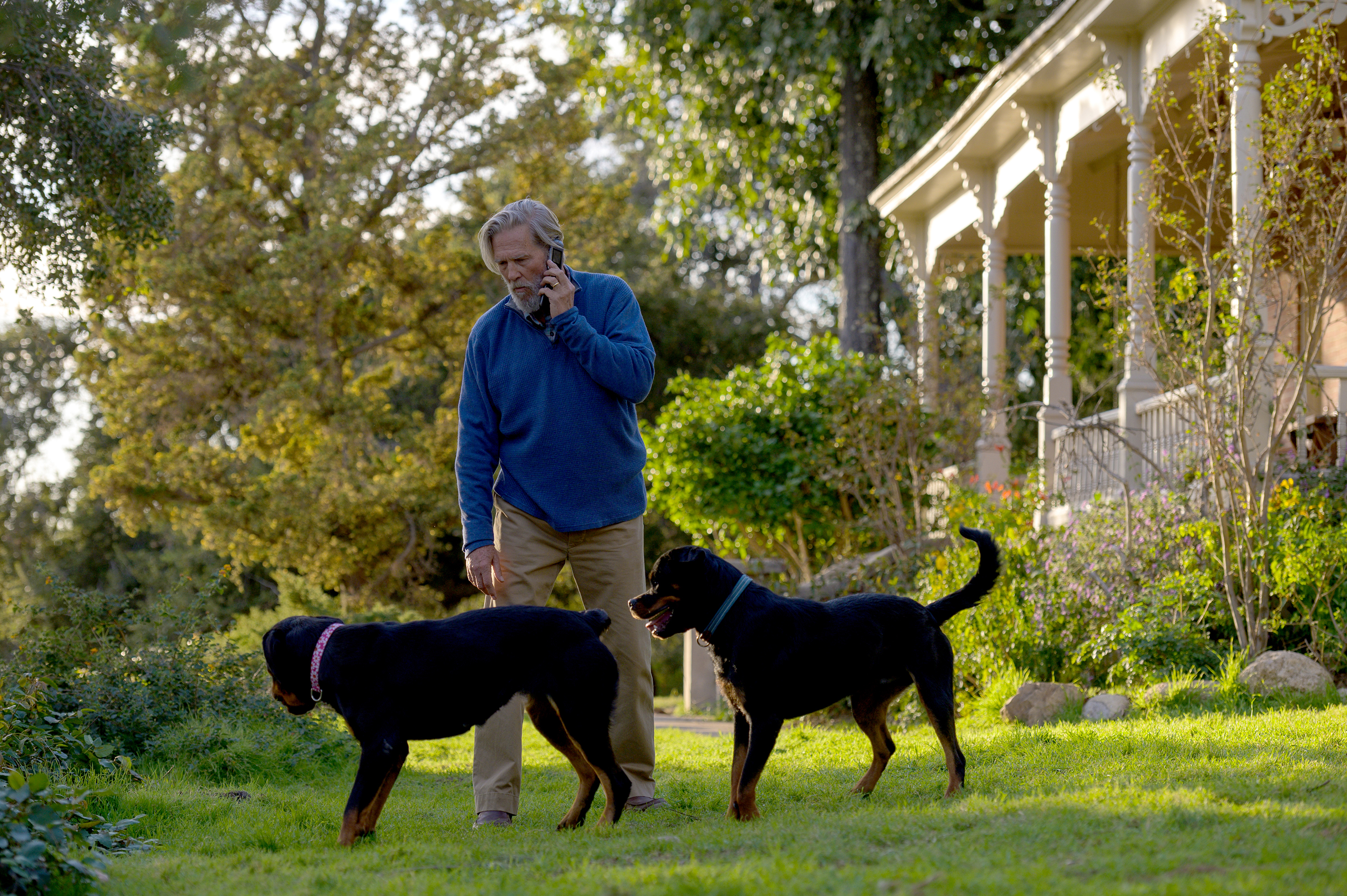 THE OLD MAN -- "I" Episode 1 (Airs Thursday, June 16) Pictured: Jeff Bridges as Dan Chase.