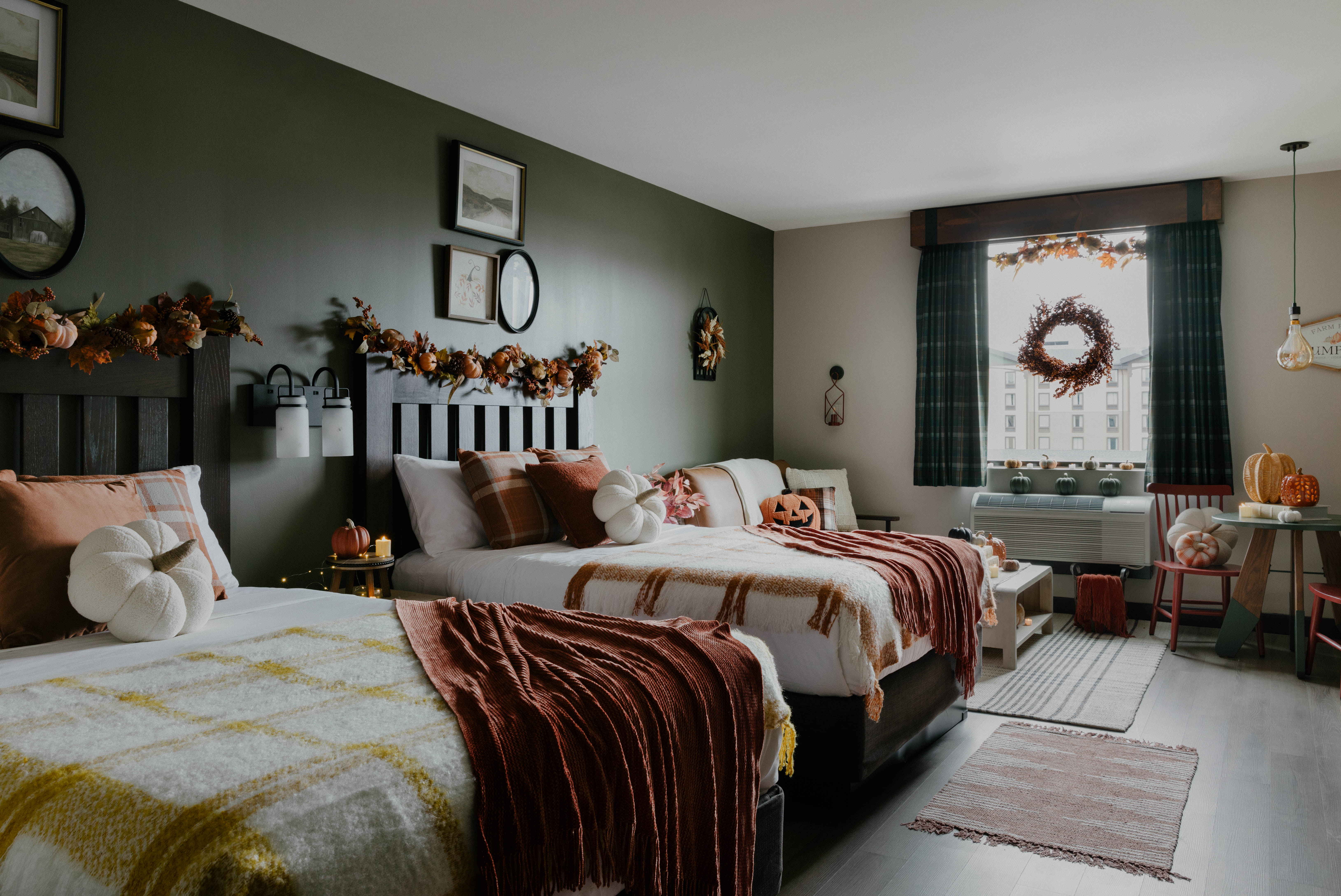 Pumpkin Spice Suite