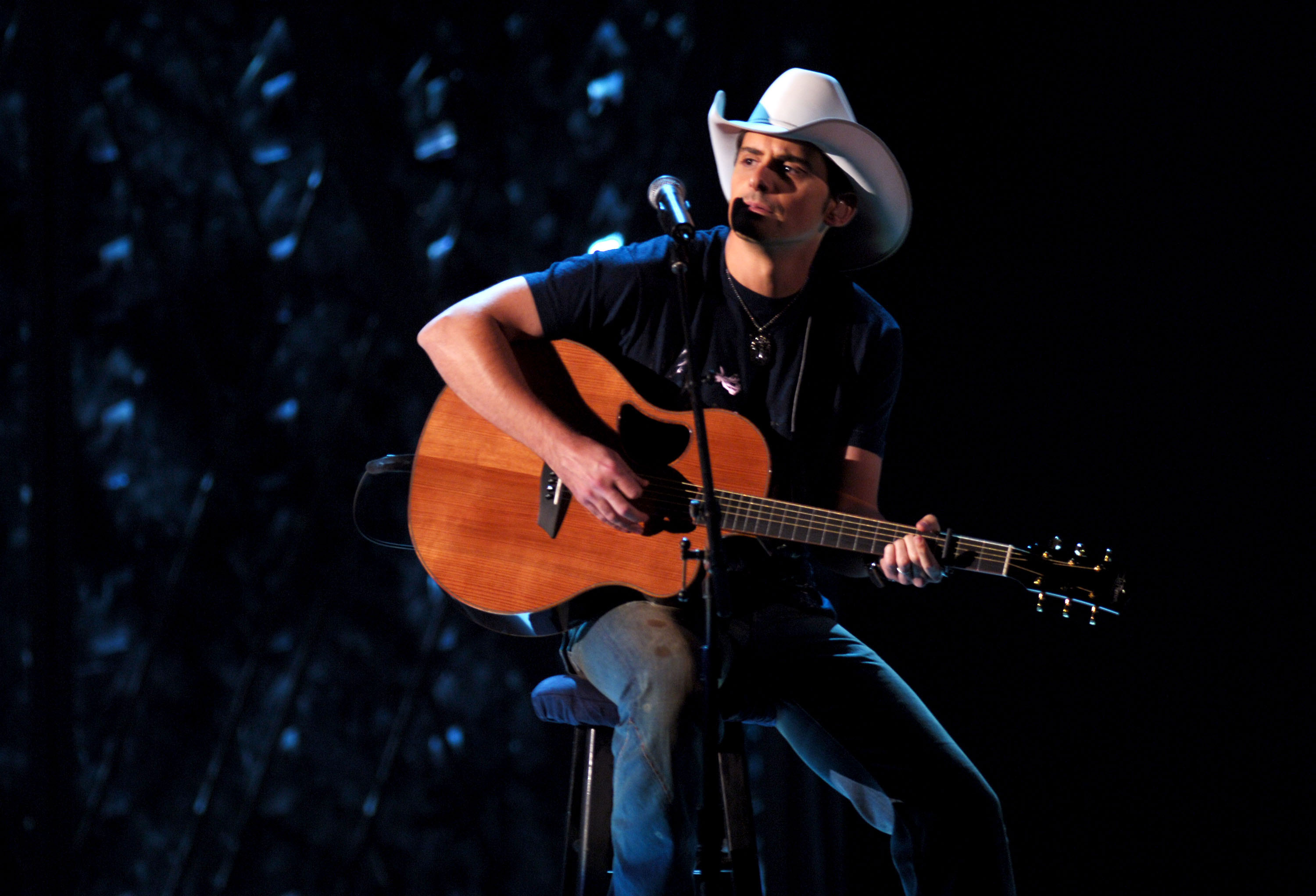 Brad Paisley performs "When I Get Where I'm Going"