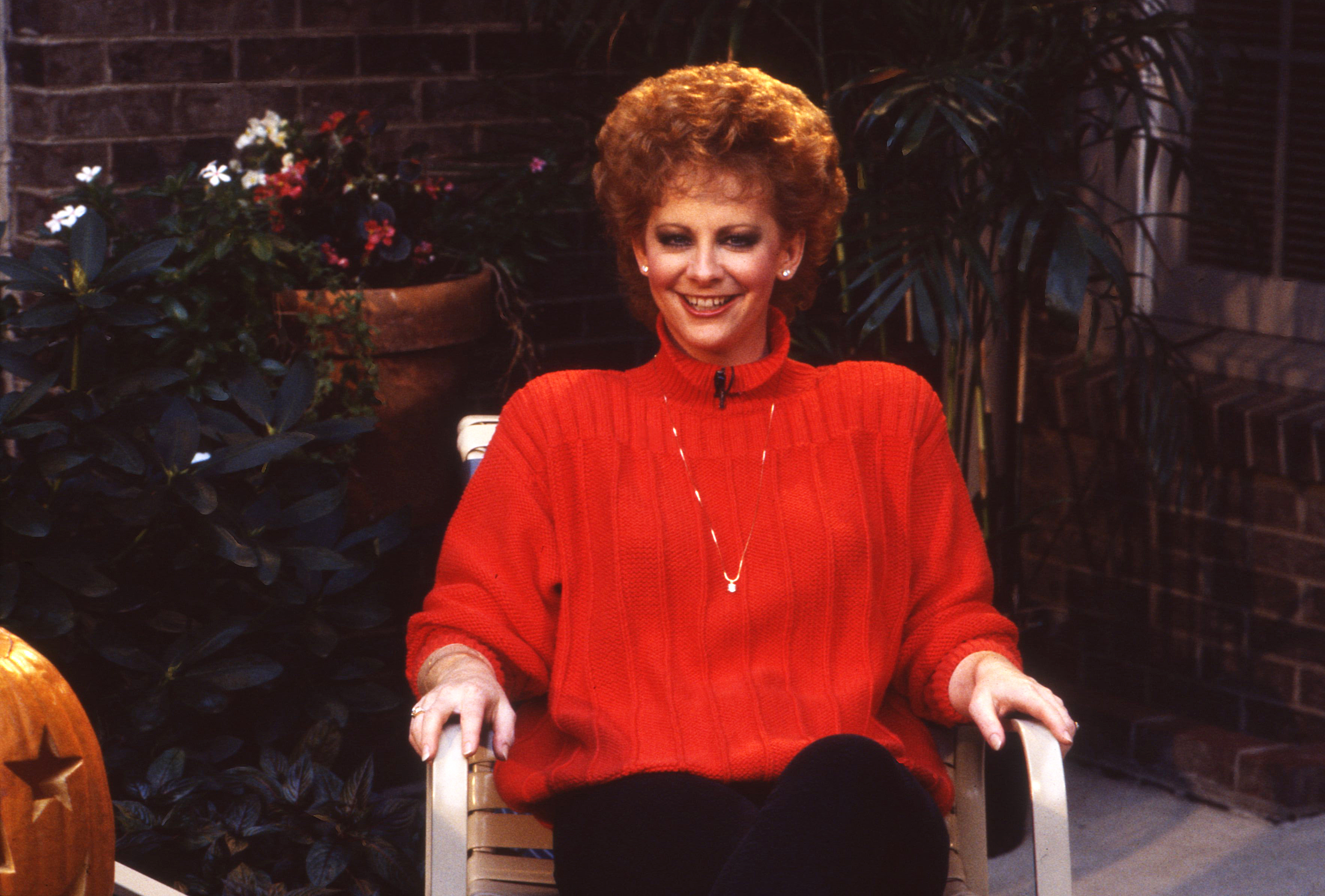 NASHVILLE -January 9: Country Music Singer Songwriter Reba McEntire receives a Music City News Award on January 9, 1987 in Nashville, Tennessee 