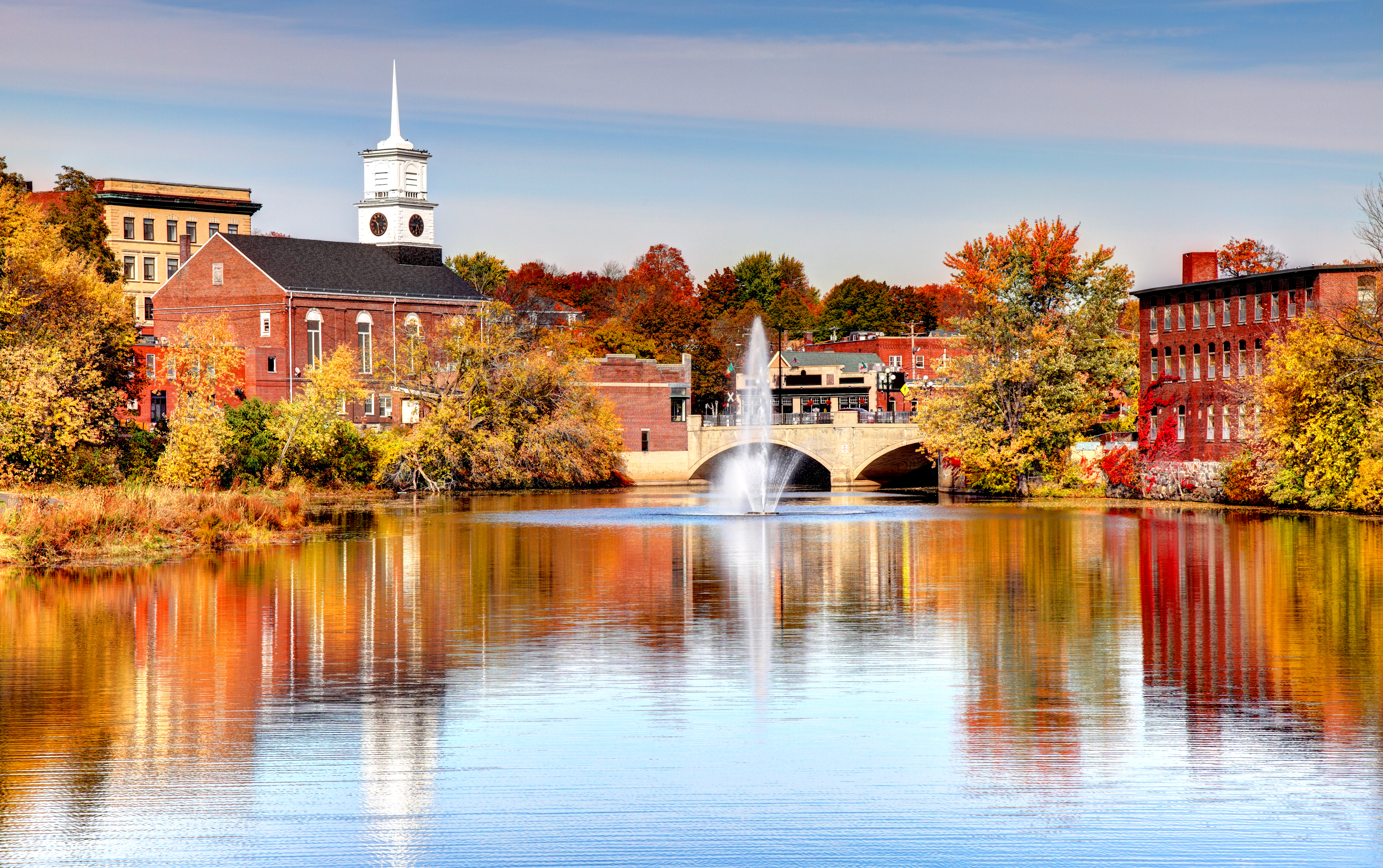 Nashua is a city in Hillsborough County, New Hampshire and is the second largest city in the state