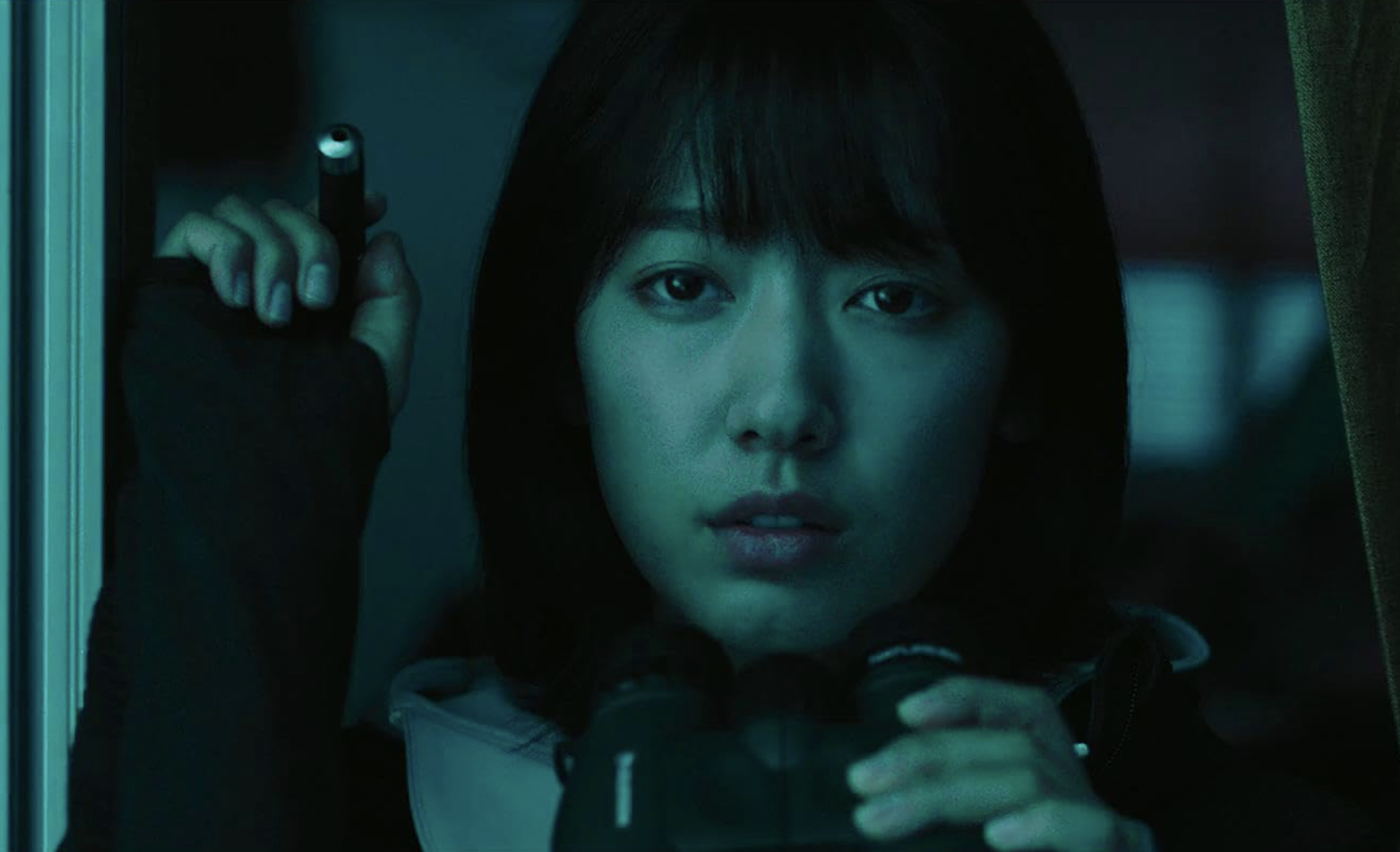 Park Shin-Hye in #Alive (2020)